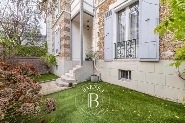 Versailles, Maison 5 Chambres -  235 m² à vendre