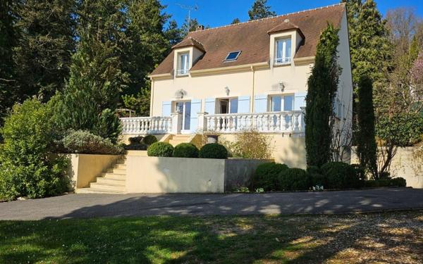 Maison à vendre    5 pièces •  Étréchy