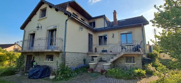Maison dans Vivier-au-Court