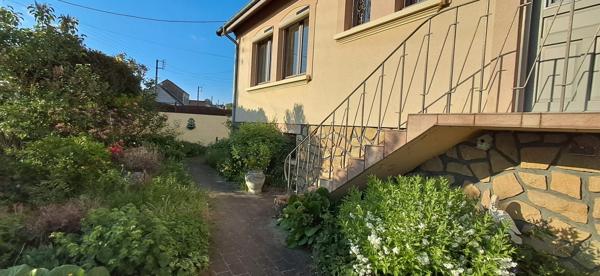 Maison dans Vivier-au-Court