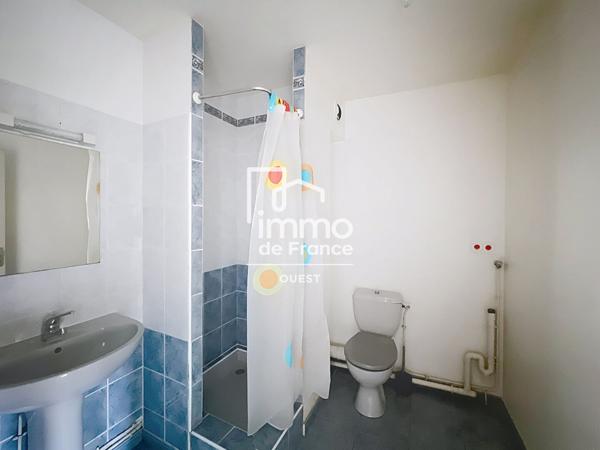 Appartement Laval 1 pièce 28 m2