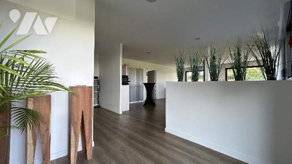 BATIMENT A USAGE PROFESSIONNEL
