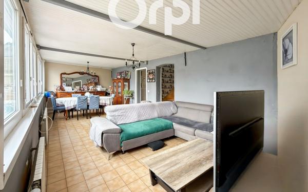 Maison à vendre    4 pièces • 74,07 m2 Estrées-Saint-Denis