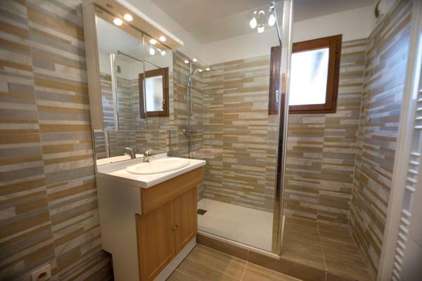 Appartement à louer - Saint-Jorioz 3 pièces de 57 m²