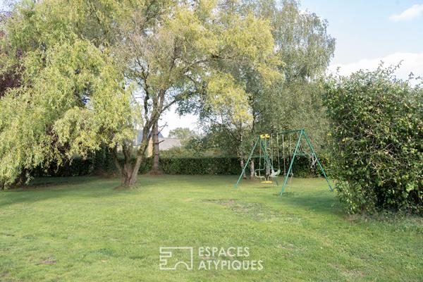 Longère de charme en campagne de Broöns, véritable écrin de verdure