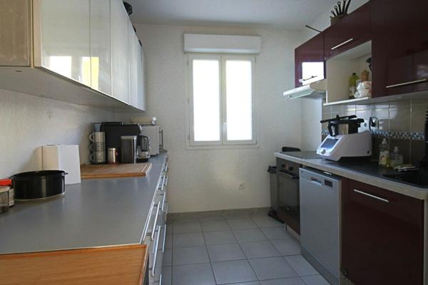 Maison 3 chambres avec jardin et parking