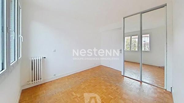 HYPER CENTRE ? MAIRIE DE CLAMART - Appartement 3 pièces de 58,95 m² traversant