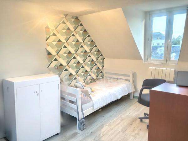 *Observatoire* Maison T6 avec 4 chambres, terrasse, clos et sans vis-à-vis exposé sud