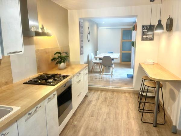 *Observatoire* Maison T6 avec 4 chambres, terrasse, clos et sans vis-à-vis exposé sud