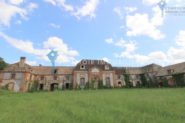 Château 20 pièce(s) 15 chambre(s) 1900 m²