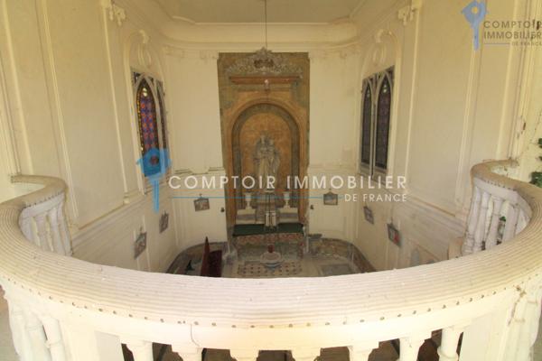 Château 20 pièce(s) 15 chambre(s) 1900 m²
