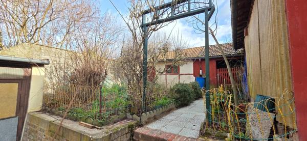 Maison à vendre 5 pièces CAMON (80)