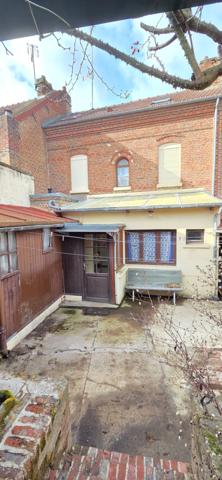 Maison à vendre 5 pièces CAMON (80)