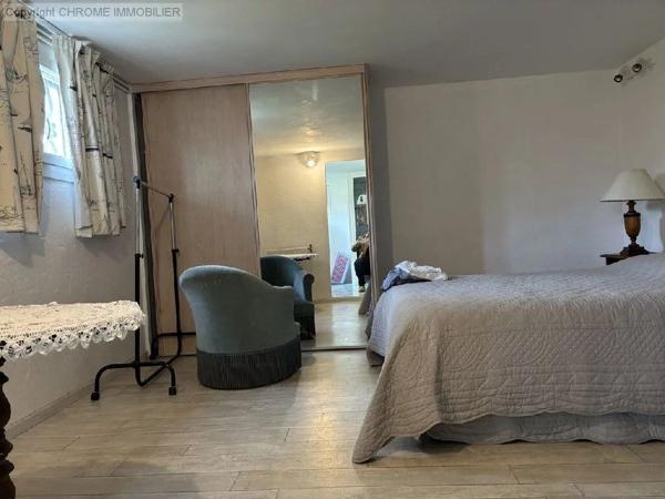 Vente                                                      Maison
                        
                     5 pièces                      120 m2                     à Marmande