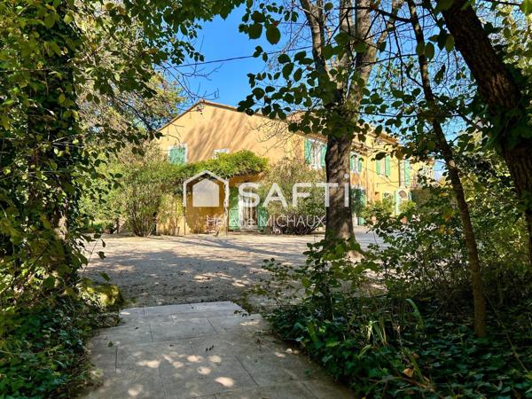 Propiété du 15e siècle de 630m2 sur plus d'un hectare