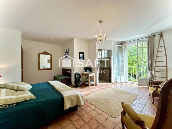 Propiété du 15e siècle de 630m2 sur plus d'un hectare