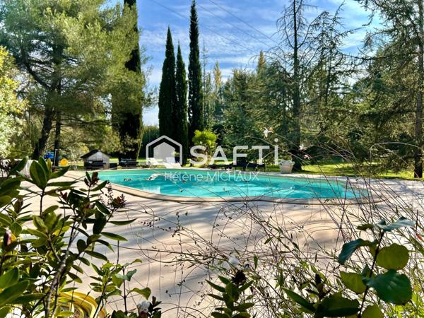 Propiété du 15e siècle de 630m2 sur plus d'un hectare