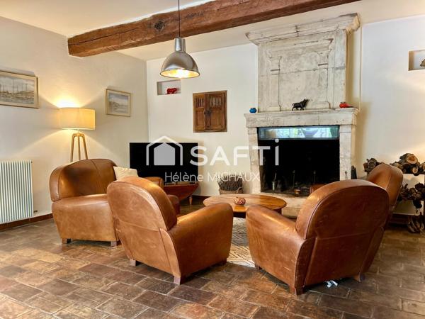 Propiété du 15e siècle de 630m2 sur plus d'un hectare