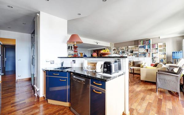 Appartement à vendre    2 pièces • 145,94 m2 Paris 14