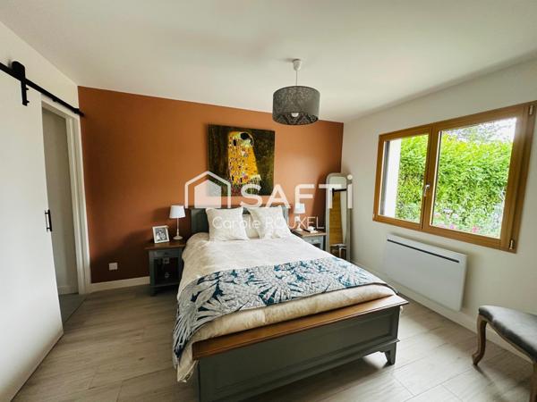 Contemporaine a pieds du bourg avec vie de plain-pied