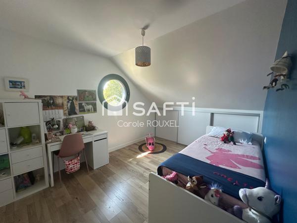 Contemporaine a pieds du bourg avec vie de plain-pied