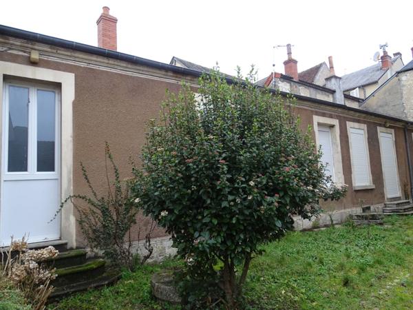 Vente Immeuble245 m² - CHATEAUNEUF SUR CHER (18190)