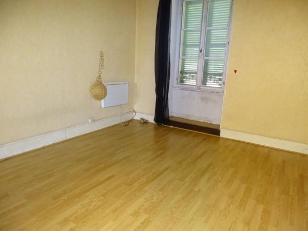 Vente Immeuble245 m² - CHATEAUNEUF SUR CHER (18190)