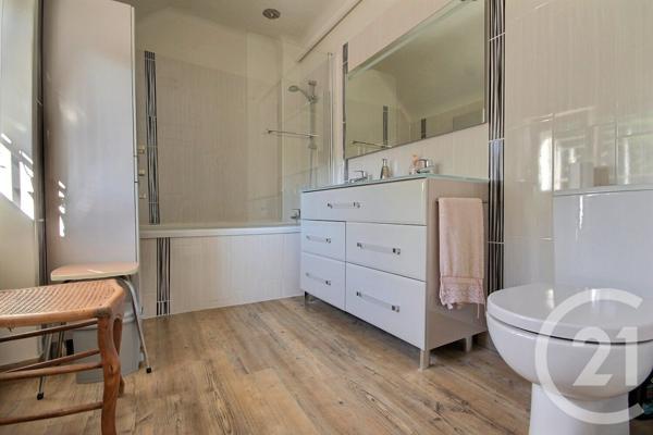 Maison à vendre  6 pièces - 226 m2 BEAUGENCY - 45