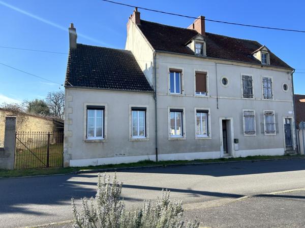 Vente Maison262 m² - 9 Pièces - SANCOINS (18600)