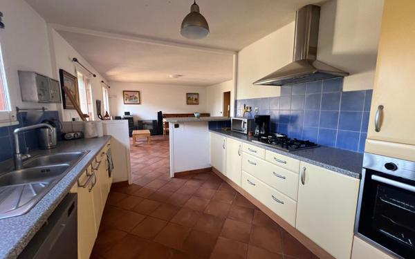 Maison à vendre    5 pièces • 128 m2 Izon