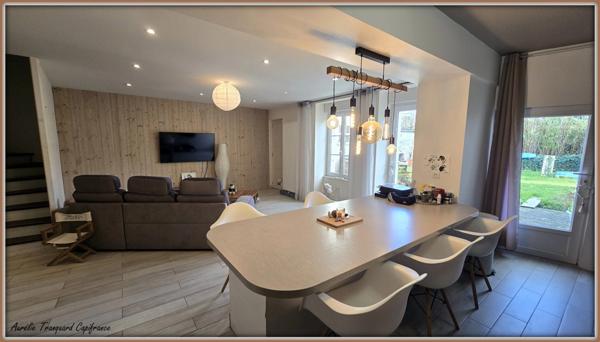 Maison à vendre 5 pièces SAINT JEAN D'ANGELY (17) 3 chambres 1 garage, proche centre ville, sur un terrain d'environ 400m²