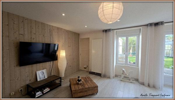 Maison à vendre 5 pièces SAINT JEAN D'ANGELY (17) 3 chambres 1 garage, proche centre ville, sur un terrain d'environ 400m²