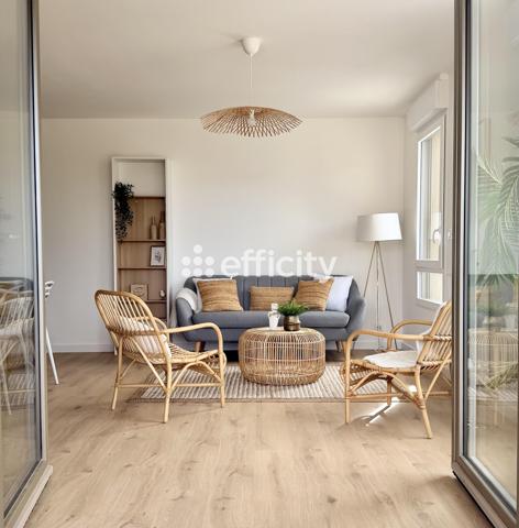 Appartement
         4 pièces
        - 88 m² 312 000 € *
