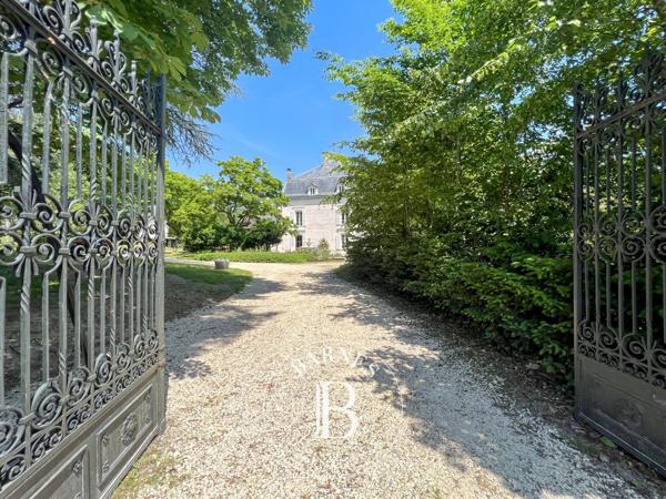 Aix-les-Bains, Manoir 8 Chambres -  467 m² à vendre