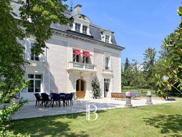 Aix-les-Bains, Manoir 8 Chambres -  467 m² à vendre