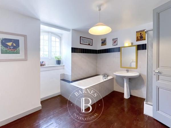 Aix-les-Bains, Manoir 8 Chambres -  467 m² à vendre