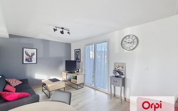 Maison à vendre    3 pièces •  Terrasson-Lavilledieu