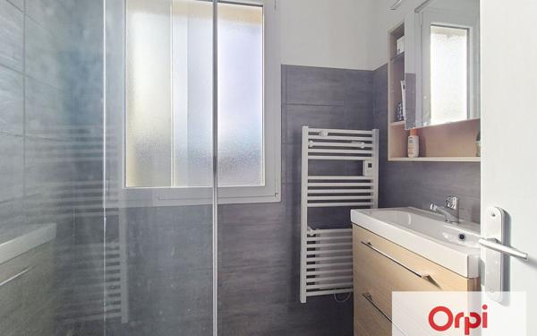 Maison à vendre    3 pièces •  Terrasson-Lavilledieu