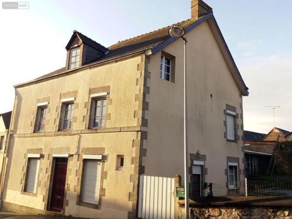 Maison de ville à vendre à Villaines-la-Juhel en Mayenne (53700), ref : 1338