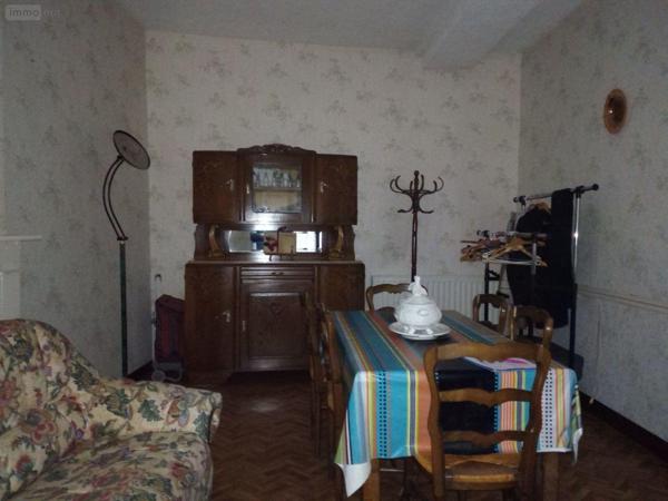 Maison de ville à vendre à Villaines-la-Juhel en Mayenne (53700), ref : 1338