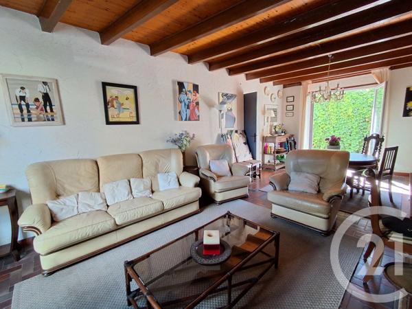 Maison à vendre  4 pièces - 94 m 2   ST GEORGES DE DIDONNE  - 17