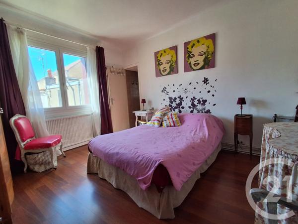 Maison à vendre  4 pièces - 94 m 2   ST GEORGES DE DIDONNE  - 17