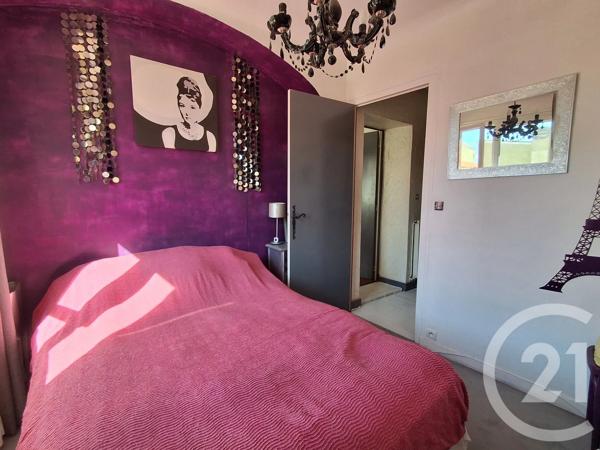 Maison à vendre  4 pièces - 94 m 2   ST GEORGES DE DIDONNE  - 17