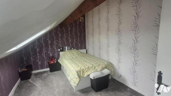 Sur la commune de DRANCY (Seine Saint Denis) Grande maison de 7 pièces principales