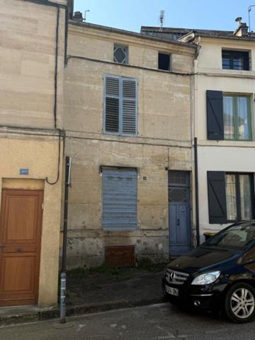 À BAR-LE-DUC 67 Rue Oudinot et 7 av du Château