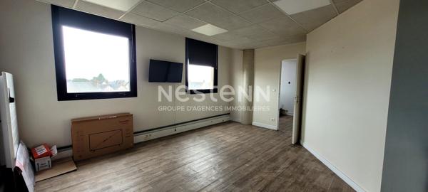 Bureaux fonctionnels au coeur du quartier administratif