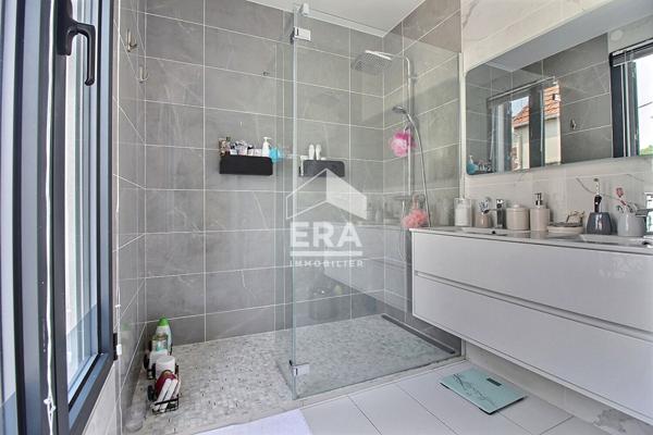 Maison Saint Ouen Sur Seine 6 pièce(s)