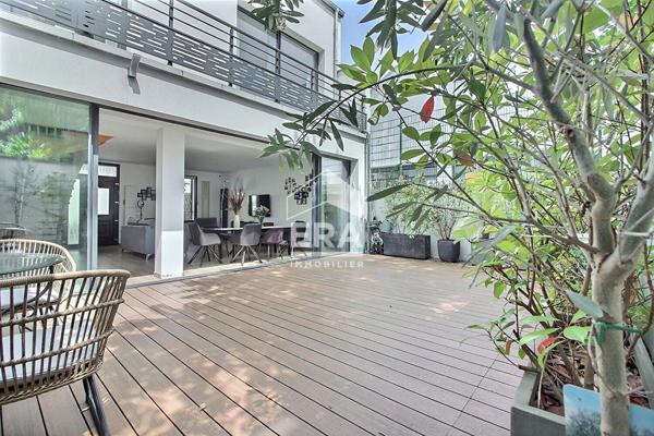 Maison Saint Ouen Sur Seine 6 pièce(s)