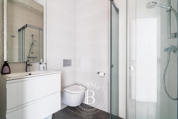 Paris 16ème, Appartement 6 Chambres -  247 m² à vendre