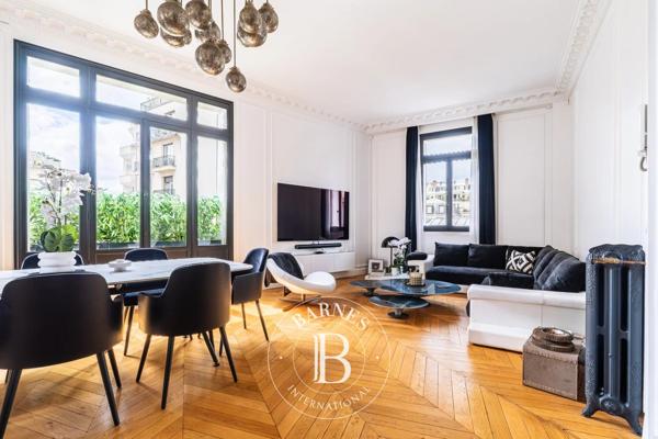 Paris 16ème, Appartement 6 Chambres -  247 m² à vendre